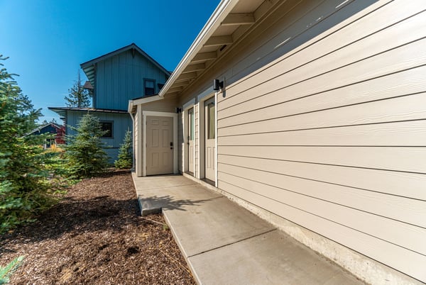 233 W Heising Dr, Sisters, OR