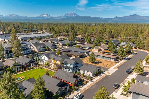 233 W Heising Dr, Sisters, OR