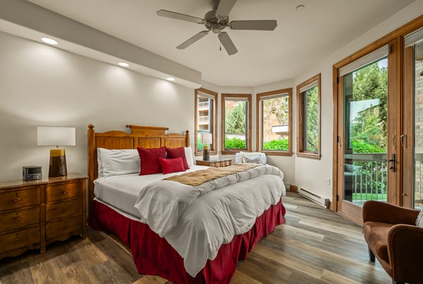 2302 Ski Trail Lane, 326, Steamboat Springs, CO