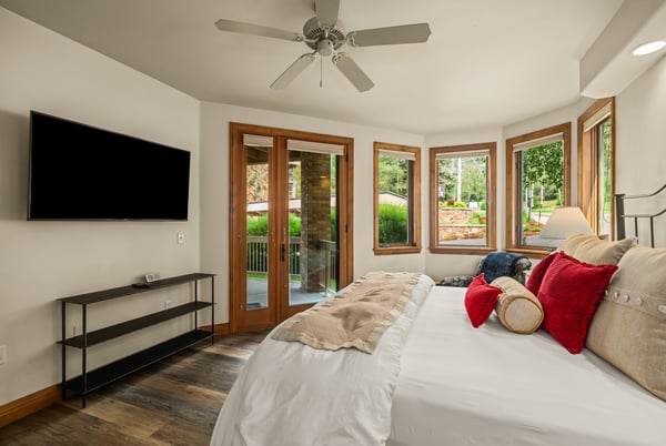 2302 Ski Trail Lane, 326, Steamboat Springs, CO