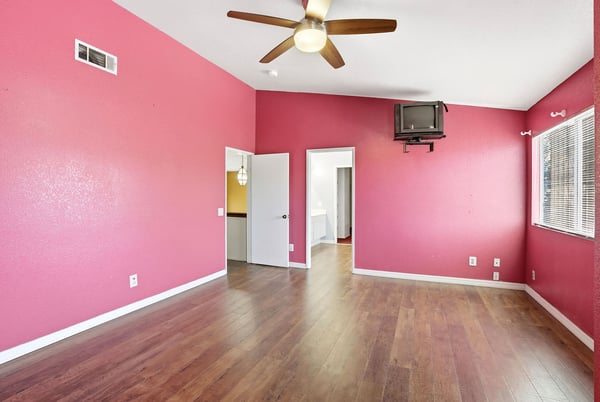 Bright and spacious room featuring modern design elements and ample natural light throughout.