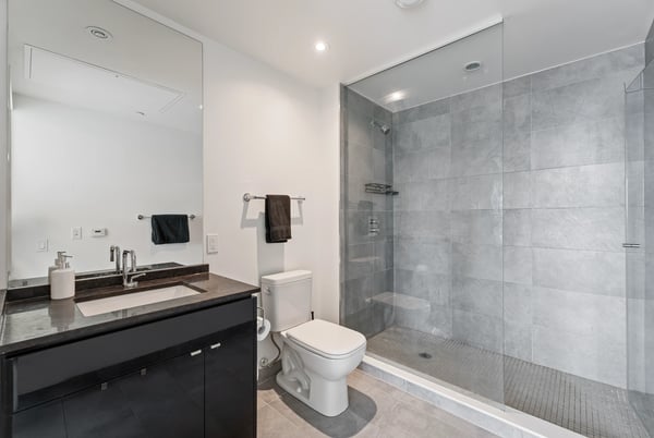 60 Colborne Street, 1702, Toronto, ON