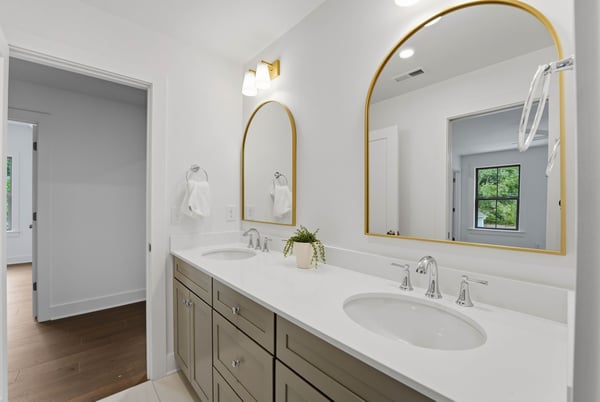 2315 Chateau Court, Matthews, NC