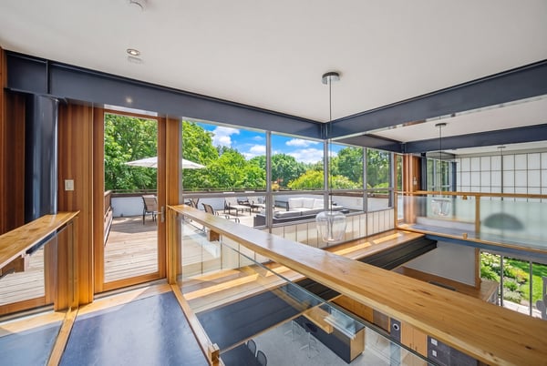 421 The Kingsway, Toronto, ON