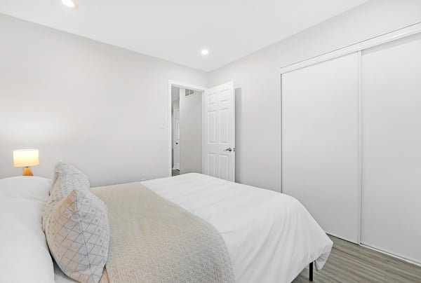 183 Featherstone Rd, Milton, ON