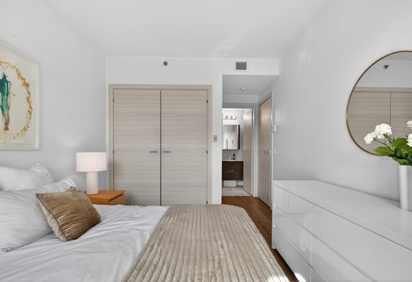 315 Rue Richmond Suite 819, Griffintown, QC
