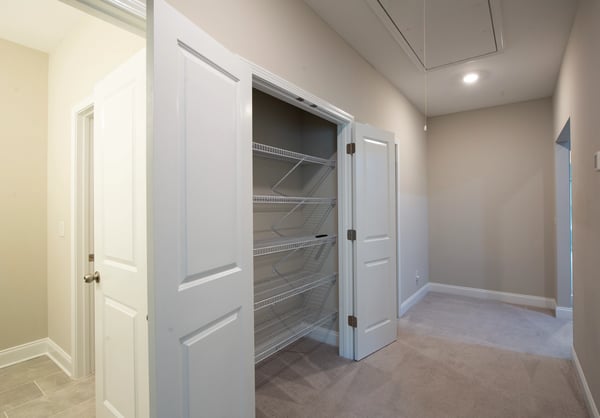 1549 Prestwick Lane, Dunwoody, GA