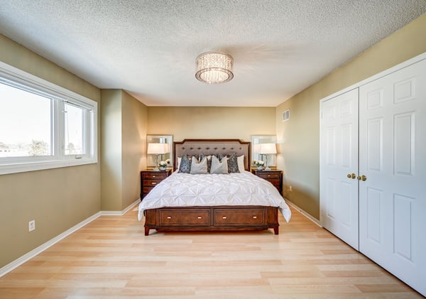 1067 Blueheron Blvd, Mississauga, ON