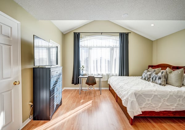 1067 Blueheron Blvd, Mississauga, ON