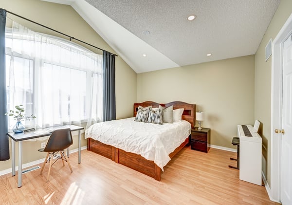1067 Blueheron Blvd, Mississauga, ON