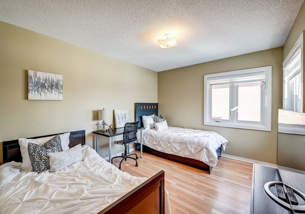 1067 Blueheron Blvd, Mississauga, ON