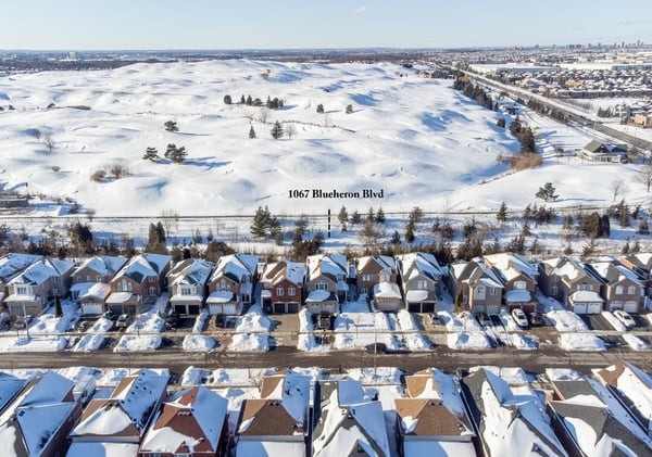 1067 Blueheron Blvd, Mississauga, ON