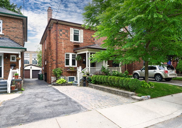 17 Elvina Gardens, Toronto, ON