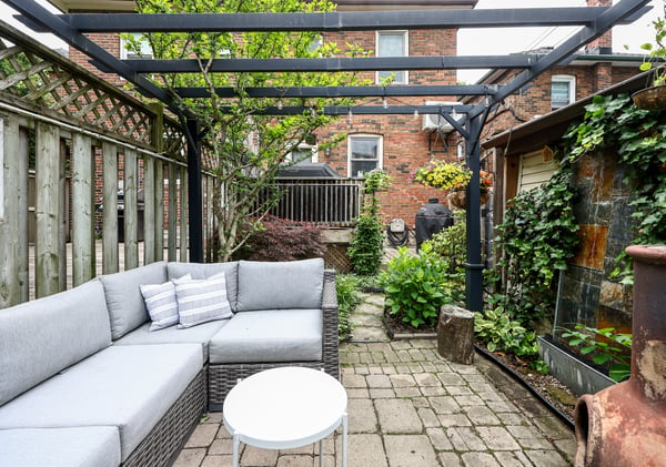 17 Elvina Gardens, Toronto, ON