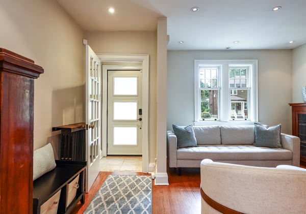 17 Elvina Gardens, Toronto, ON