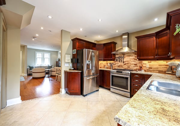 17 Elvina Gardens, Toronto, ON