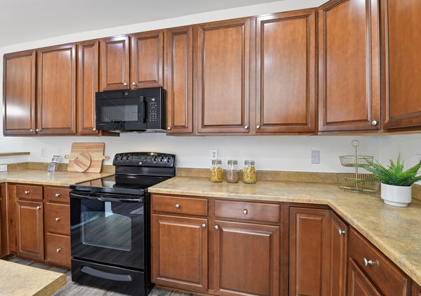 Plenty of room for every kitchen essentials.