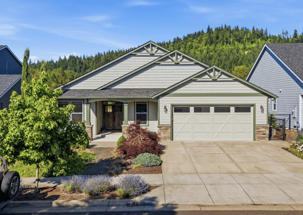2301 Robbins Way, Lebanon, OR