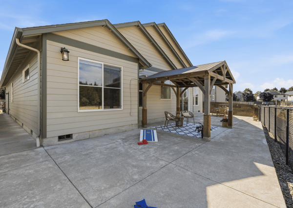 2301 Robbins Way, Lebanon, OR