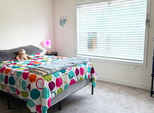 Bedroom 2 w/ Ceiling Fan/Light