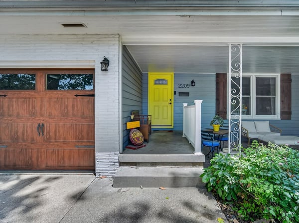 2209 Hillside Ave., West Des Moines, IA