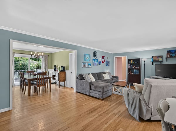 2209 Hillside Ave., West Des Moines, IA