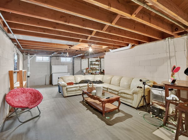 2209 Hillside Ave., West Des Moines, IA