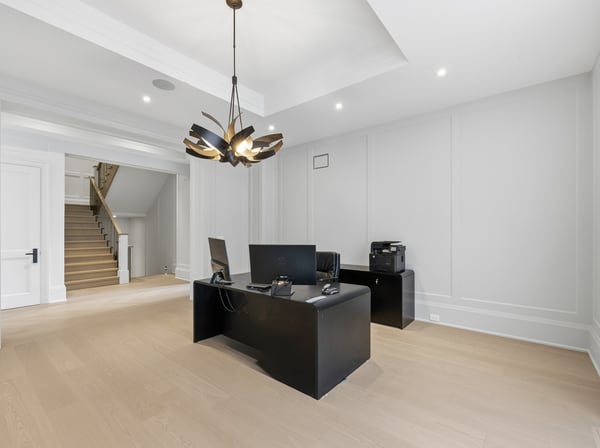 46 Steeplechase Avenue, Aurora, ON
