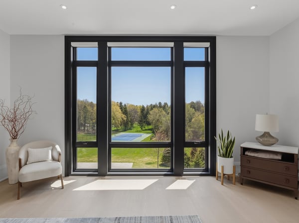 46 Steeplechase Avenue, Aurora, ON