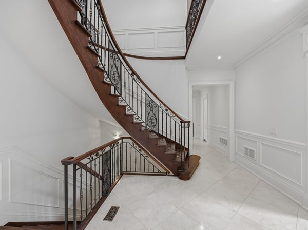 40 Maryvale Crescent, Richmond Hill, ON