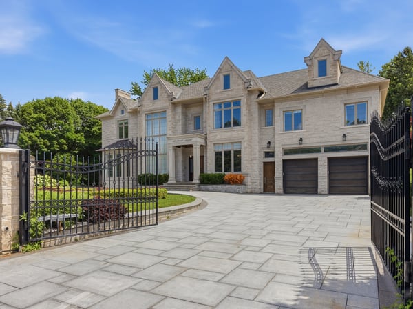 129 Arnold Avenue, Thornhill, ON