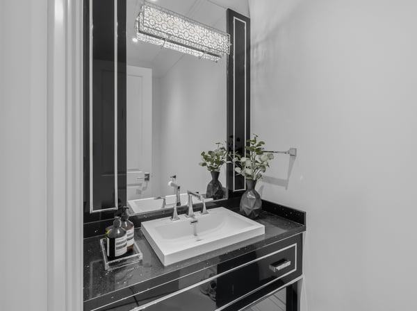 129 Arnold Avenue, Thornhill, ON