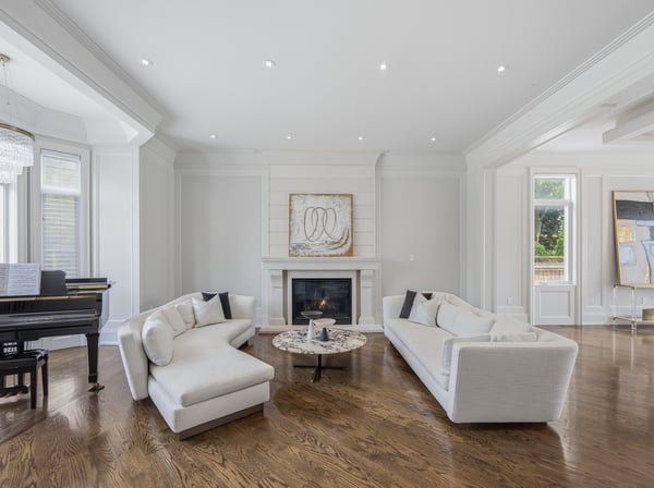 129 Arnold Avenue, Thornhill, ON