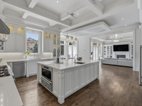 129 Arnold Avenue, Thornhill, ON