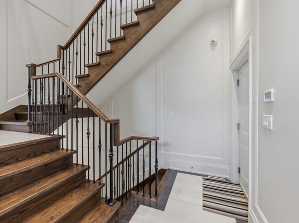 129 Arnold Avenue, Thornhill, ON