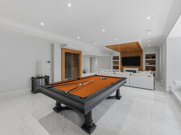 129 Arnold Avenue, Thornhill, ON