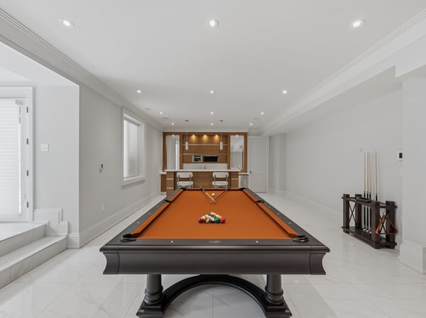 129 Arnold Avenue, Thornhill, ON