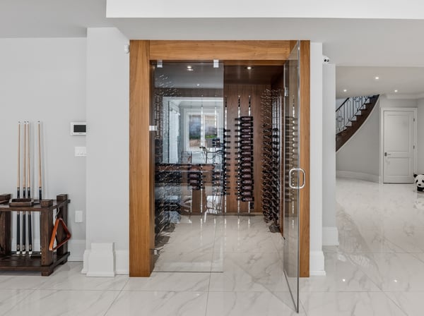 129 Arnold Avenue, Thornhill, ON