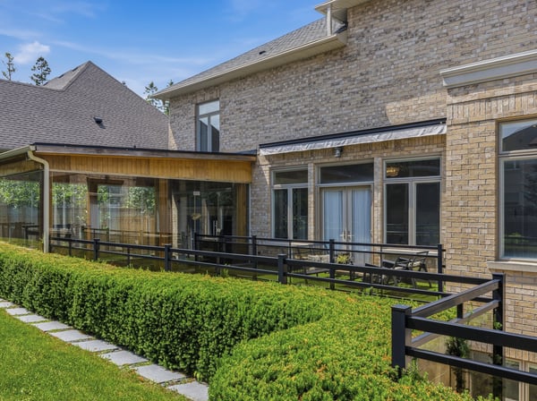 129 Arnold Avenue, Thornhill, ON