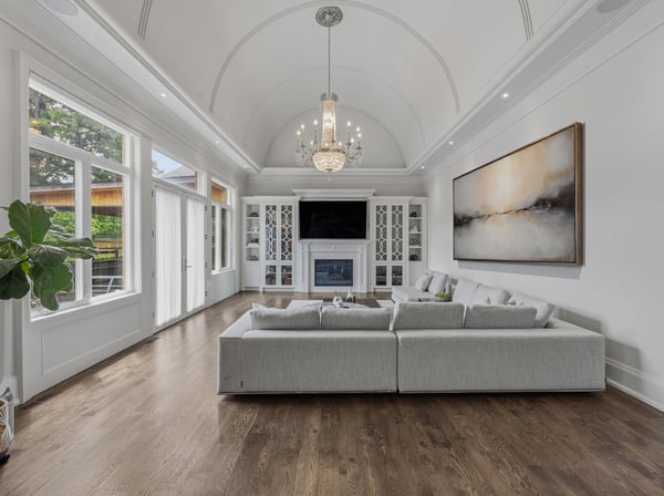 129 Arnold Avenue, Thornhill, ON