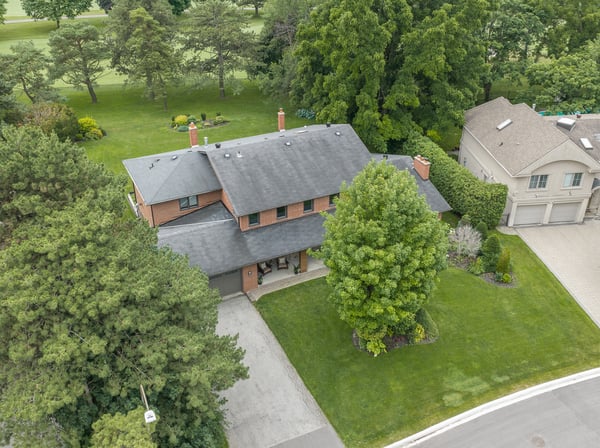 19 Fairway Heights Crescent, Thornhill, ON