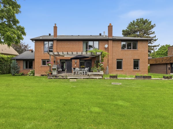 19 Fairway Heights Crescent, Thornhill, ON
