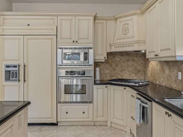 5 Montano Court, Richmond Hill, ON