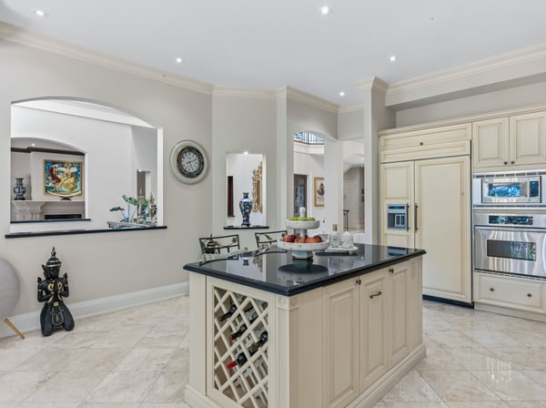 5 Montano Court, Richmond Hill, ON