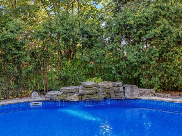 5 Montano Court, Richmond Hill, ON
