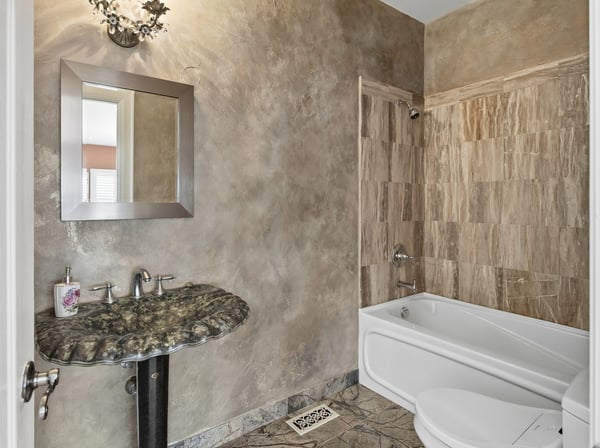 5 Montano Court, Richmond Hill, ON