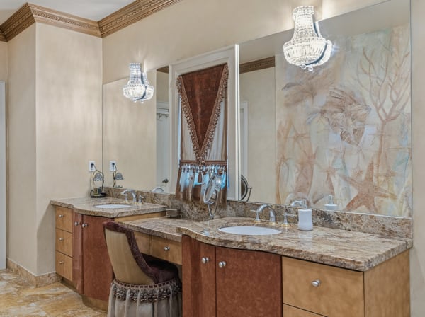 5 Montano Court, Richmond Hill, ON