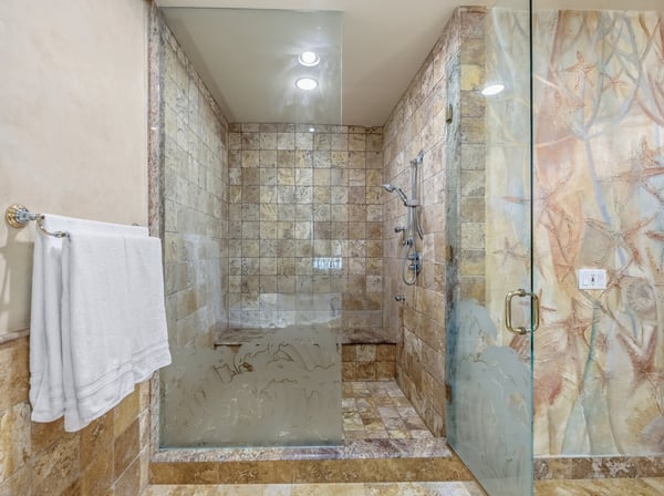 5 Montano Court, Richmond Hill, ON