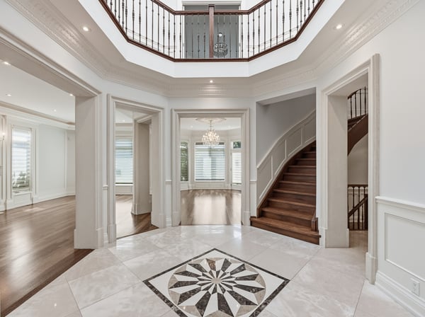 2706 Bayview Avenue, Toronto, ON