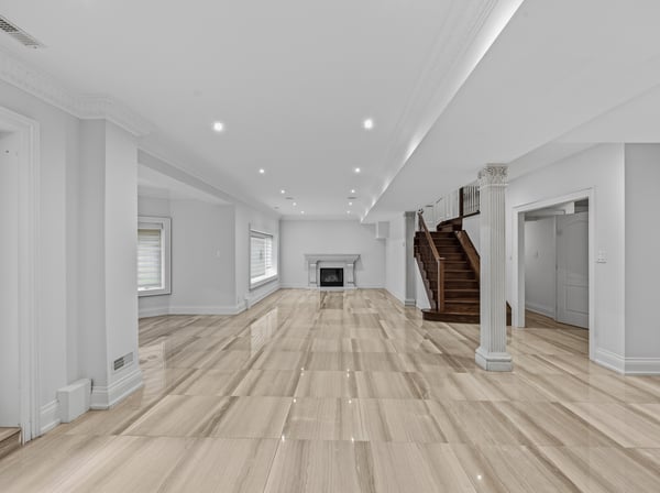 2706 Bayview Avenue, Toronto, ON